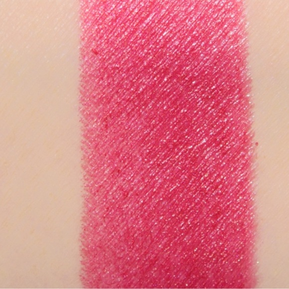 Clinique Makeup 4pc Set - Picture 9 of 9